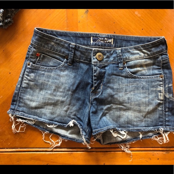 Hudson Jeans Denim Shorts - size 27 - Picture 2 of 6
